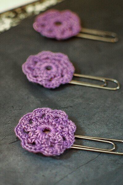 crochet flower paper clips