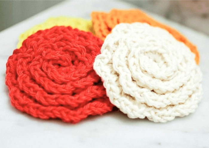 Crochet flower face cleansing pads made with cotton yarn