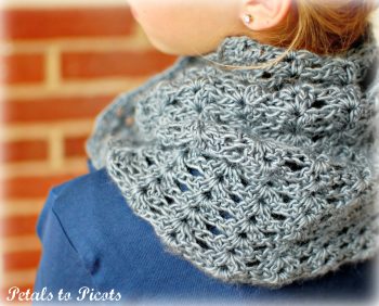 Mobius Infinity Cowl Crochet Pattern