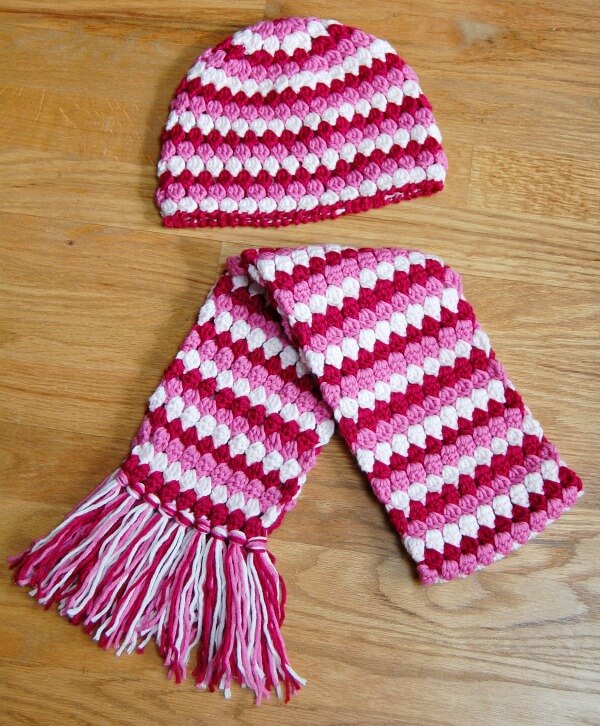 Mod Hat and Scarf Crochet Set - Petals to Picots