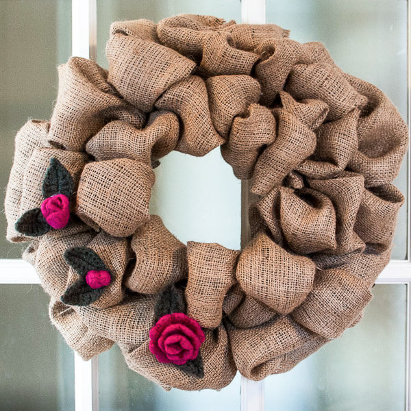 burlap wreath with felted crochet roses
