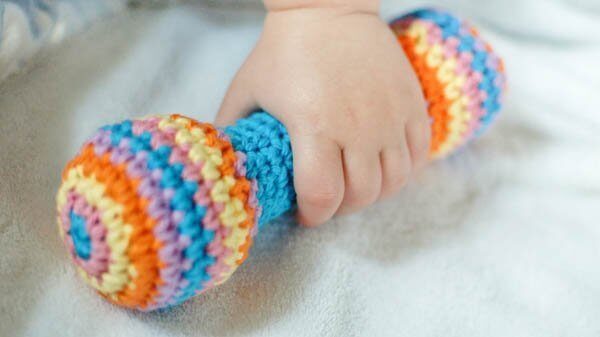 Crochet Baby Rattle Pattern | www.petalstopicots.com | #crochet