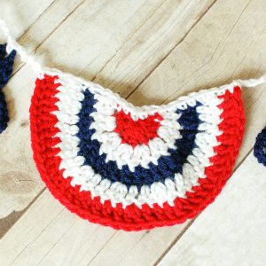 4th of July Crochet Pattern | www.petalstopicots.com