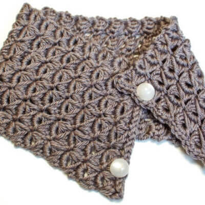 broomstick lace cowl