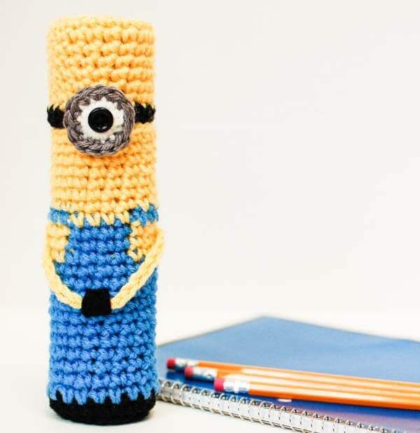 crochet minion pencil case