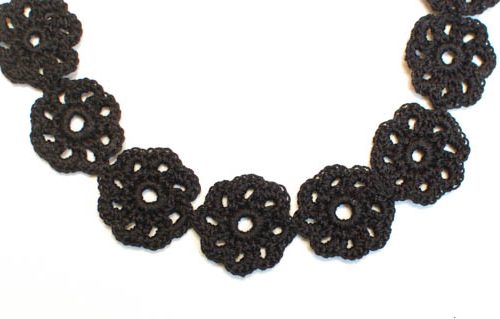 Crochet Flower Choker Pattern crochet flower choker (1 of 1)
