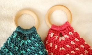 Teether Lovey Crochet Pattern | www.petalstopicots.com | #crochet