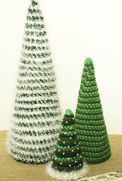 Cone Christmas Trees Crochet Patterns | www.petalstopicots.com