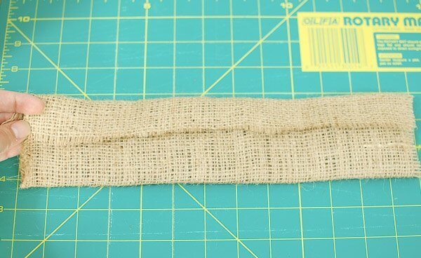 How to make a burlap and crochet napkin ring