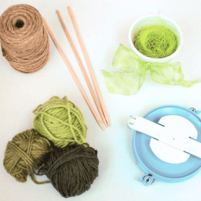 Materials for making a yarn pom-pom topiary