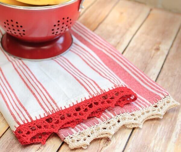 crochet border tea towels