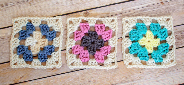 Free granny square crochet pattern