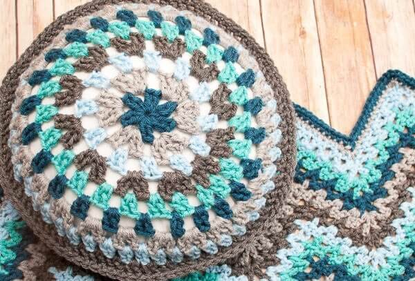 Round Granny Crochet Pillow Pattern