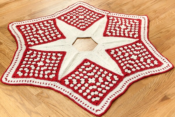 Crochet Christmas Tree Skirt Pattern — Part 1: The Grannies