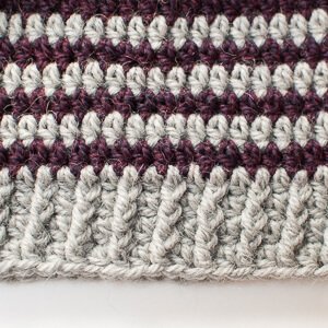 Crochet Ribbing on Basic Striped Crochet Hat Pattern | www.petalstopicots.com