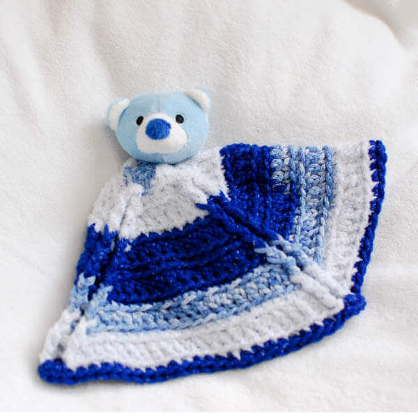 “Top This” Bear Crochet Lovey Pattern | www.petalstopicots.com | #crochet #baby #lovey #gift