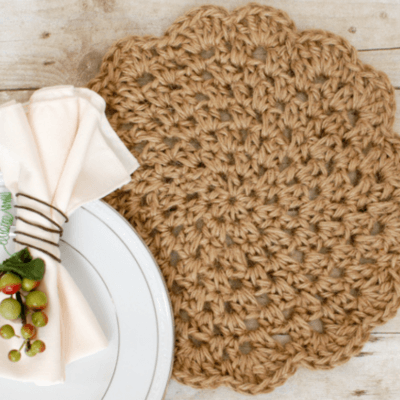 Jute crochet placemat with rustic table setting
