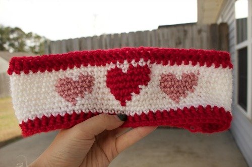Queen of Hearts Ear Warmer Crochet Pattern