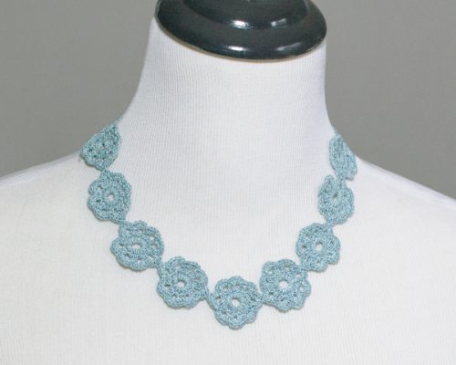 Flower Necklace Crochet Pattern DSC_0058