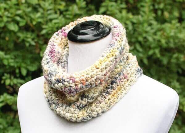 Chunky Cowl Crochet Pattern