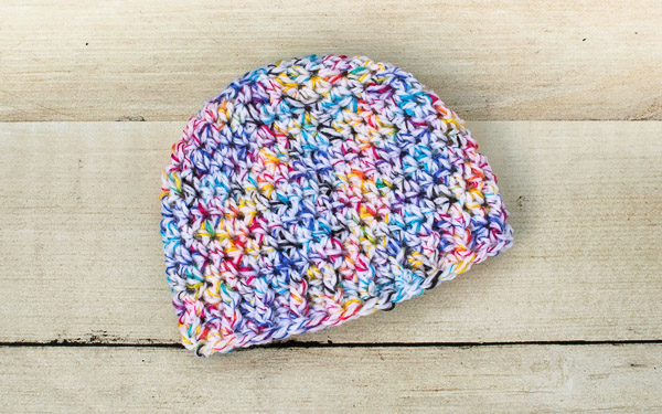 Free Baby Hat Crochet Patterns ... Sizes Newborn through 12 Months | www.petalstopicots.com