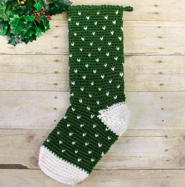 Evergreen Christmas Stocking Crochet Pattern | www.petalstopicots.com