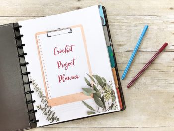 Printable Crochet Project Planner | www.petalstopicots.com