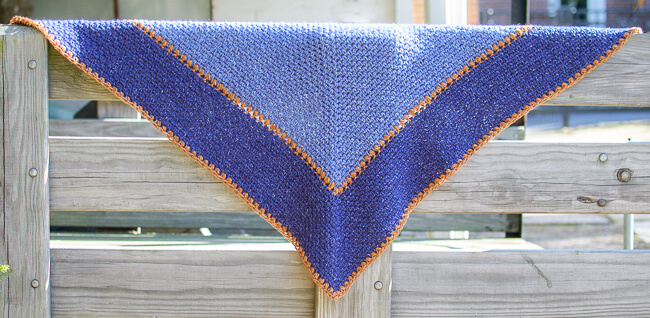 The Weekender Shawl Crochet Pattern | www.petalstopicots.com | #petalstopicots