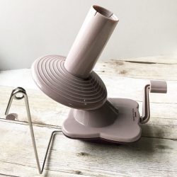 How to Fix Your Yarn Ball Winder – No More Crooked Yarn Cakes IMG_0666