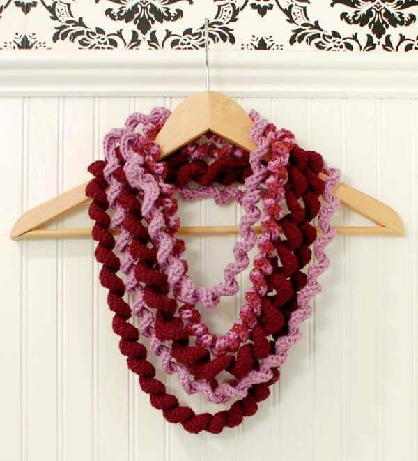 Crochet Corkscrew - Curlicue Spiral Scarf Pattern