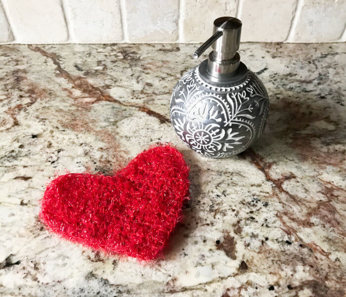 a single crochet heart pattern worked in rows