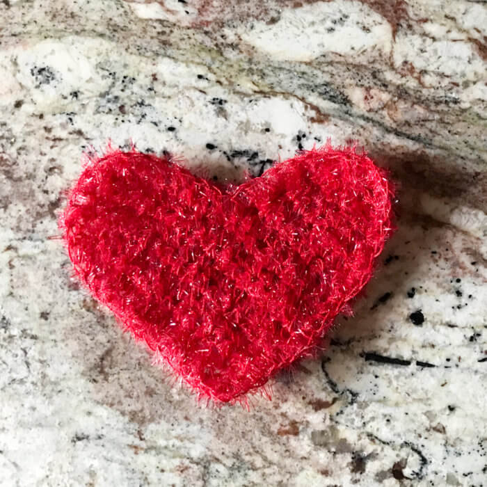 Single Crochet Heart Pattern: Sweetheart Scrubby 