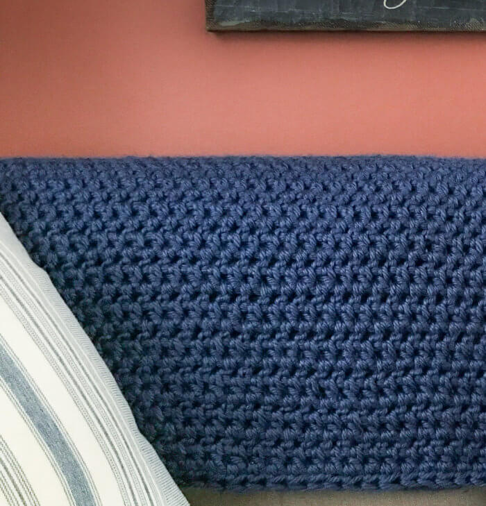 Chunky crochet blanket pattern works up quickly and easily with bulky weight yarn.