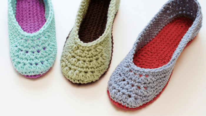 Women's crochet slippers in sizes 4 through 11